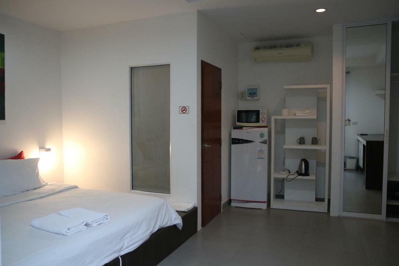 Gp Rooms Pool Guesthouse Pattaya Exteriér fotografie